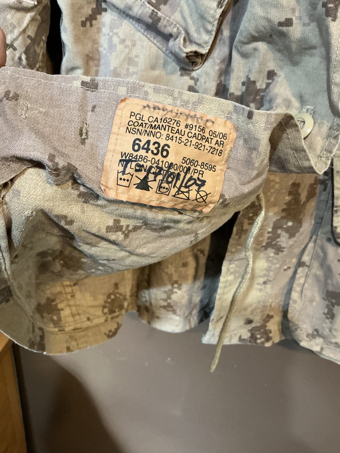 Canadian Forces Arid Cadpat Pattern Combat Shirt Small