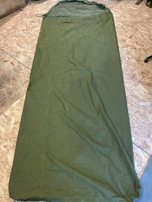 Canadian Forces Waterproof Gore tex   sleeping bag cover