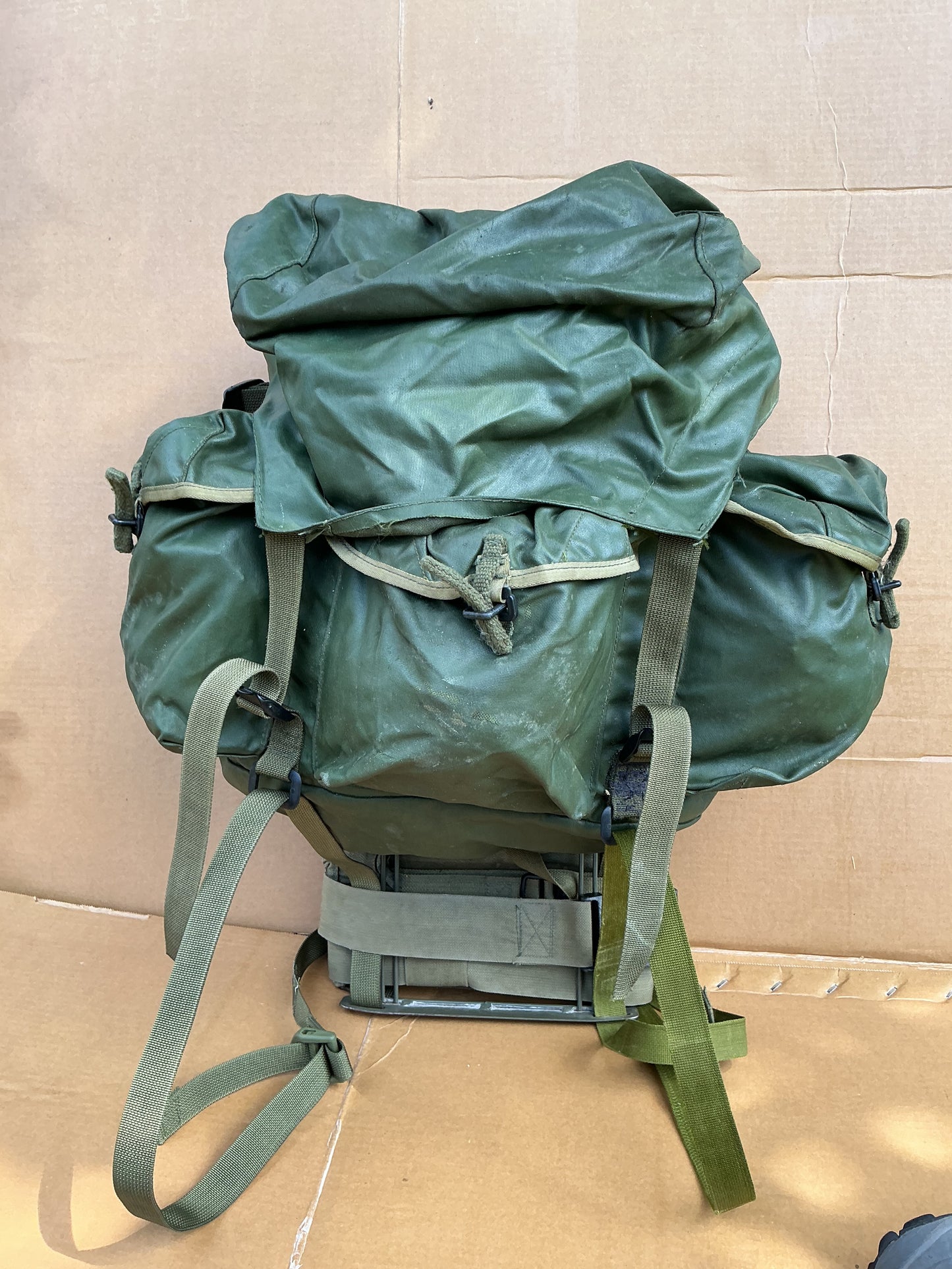 1982 Pattern Canadian Military Rucksack with frame