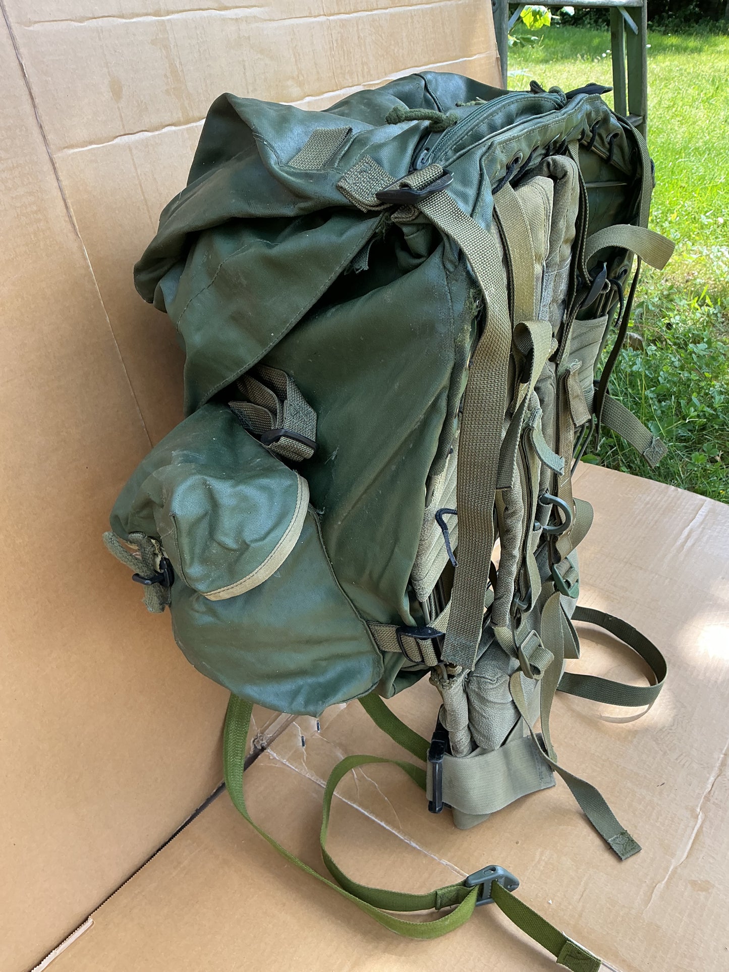 1982 Pattern Canadian Military Rucksack with frame
