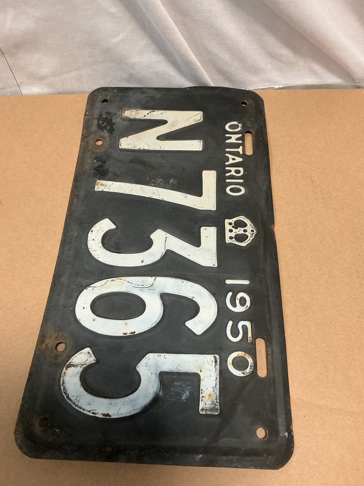 Vintage 1950 ONTARIO LICENSE PLATE- N 7365