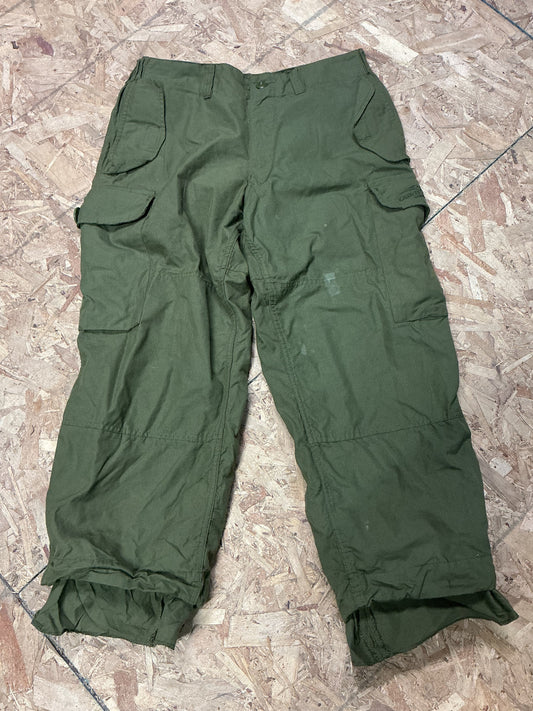 Vintage Canadian Military Combat Pants Waist 34 Short .