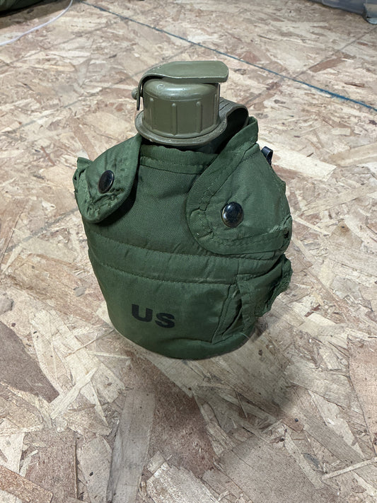 U.S. MILITARY CANTEEN and ;COVER .MEDAL BELT CLIPS