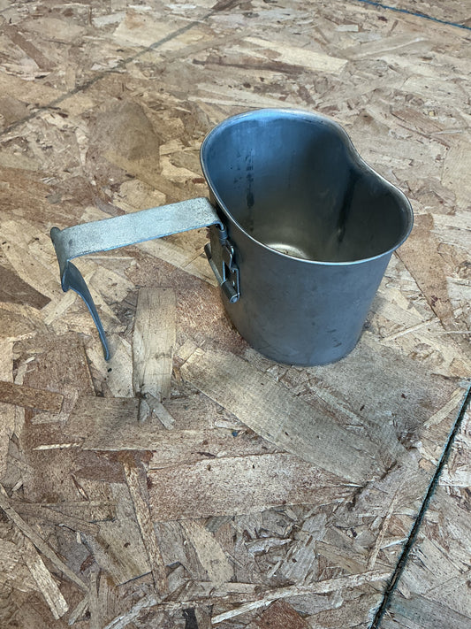 U.S. MILITARY CANTEEN CUP