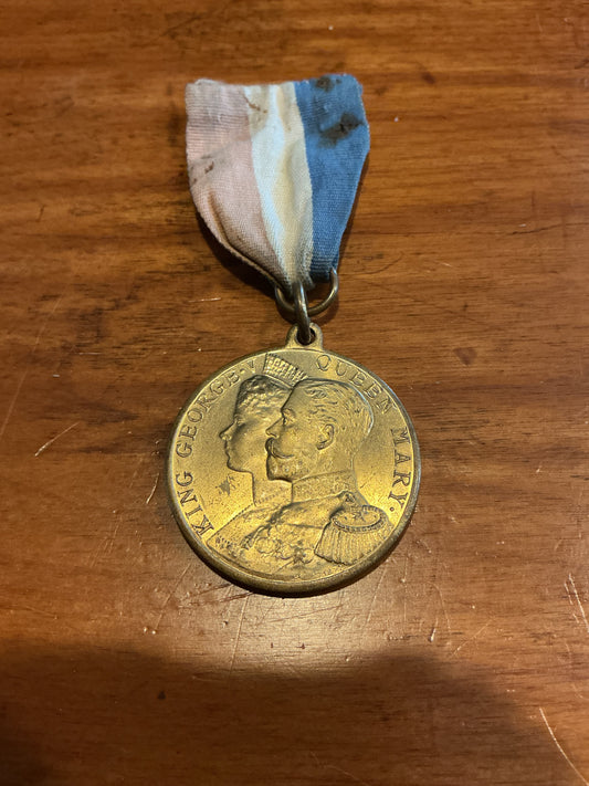 Coronation Medallion King George V and Queen Mary 1911