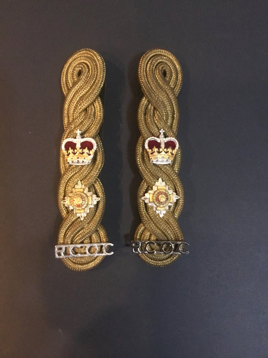 Pair of Lieutenant, colonel. Shoulder Boards for the Royal Canadian ordinance corps