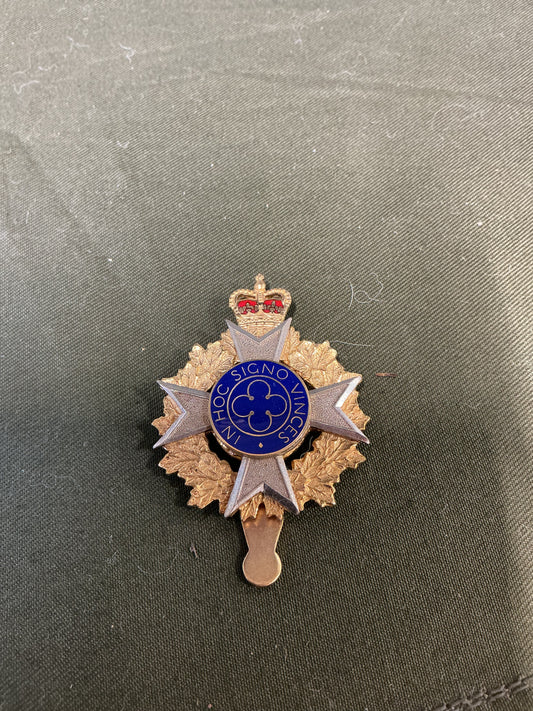 Royal Canadian Army Chaplains' Corps (Christian) with Queen Elizabeth's Crown Hat Badge
