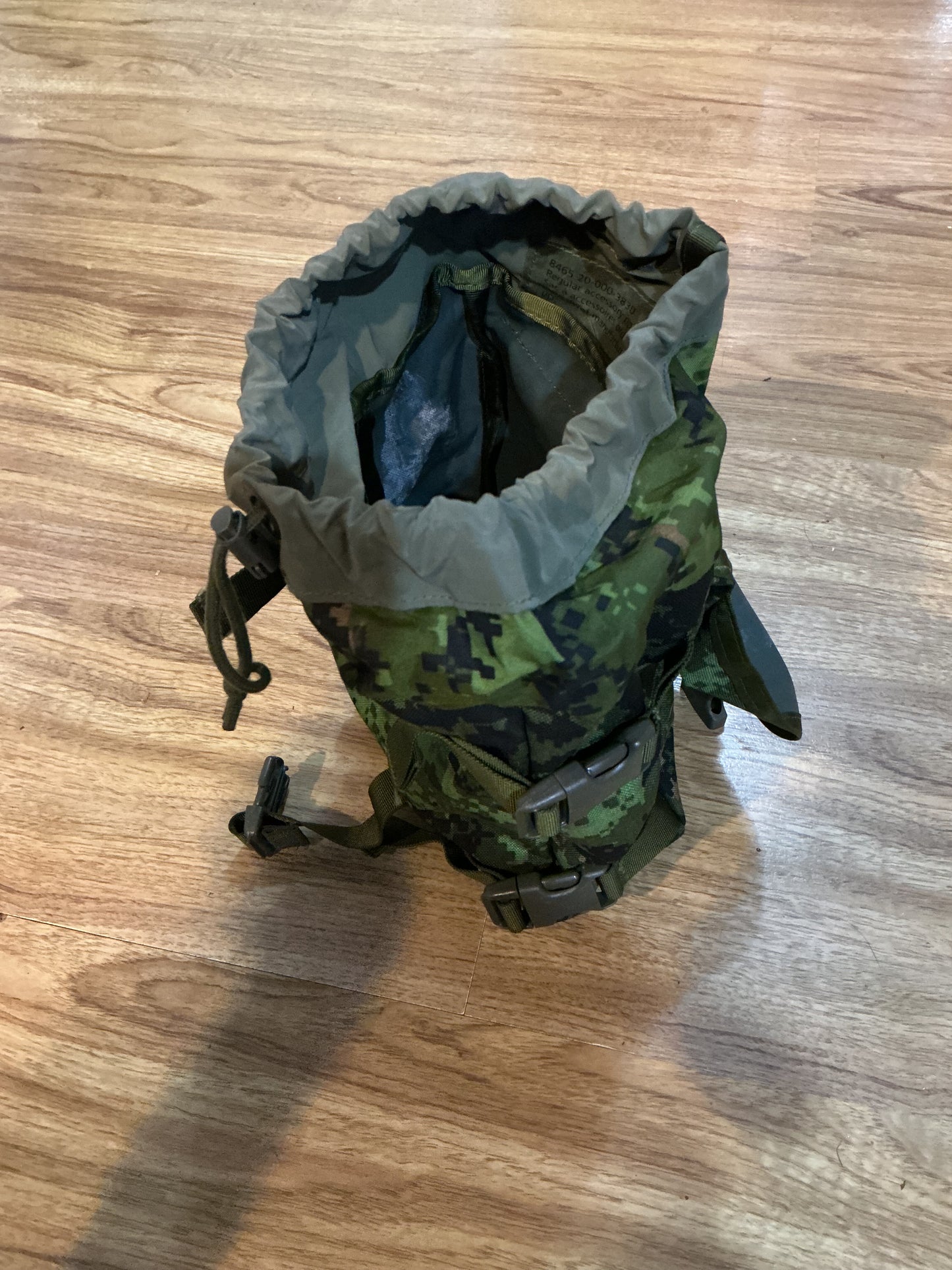 Canadian Forces Cadpat Pattern accessories Pouch , with Molle Straps