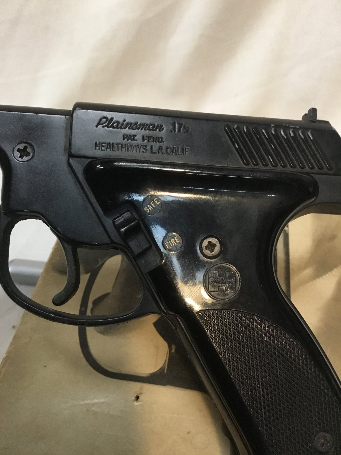 Vintage Healthways  Plainsman 175 BB Pistol , 8 Gram CO2