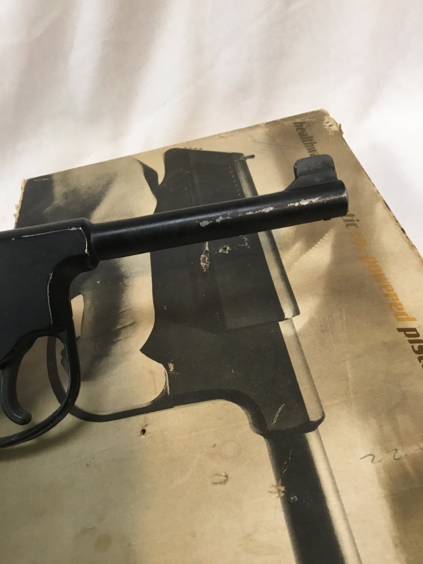 Vintage Healthways  Plainsman 175 BB Pistol , 8 Gram CO2