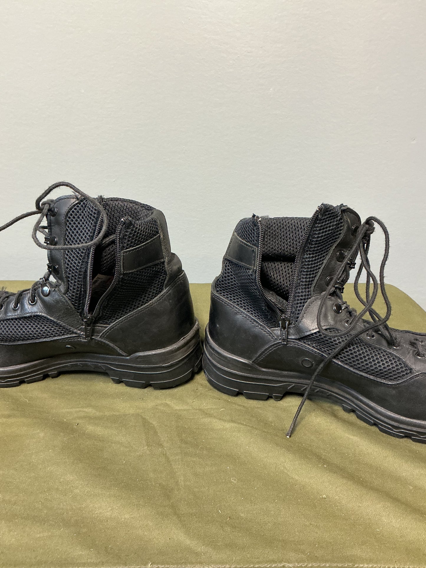Canadian Navy Hot Weather Safety Boots Size 11