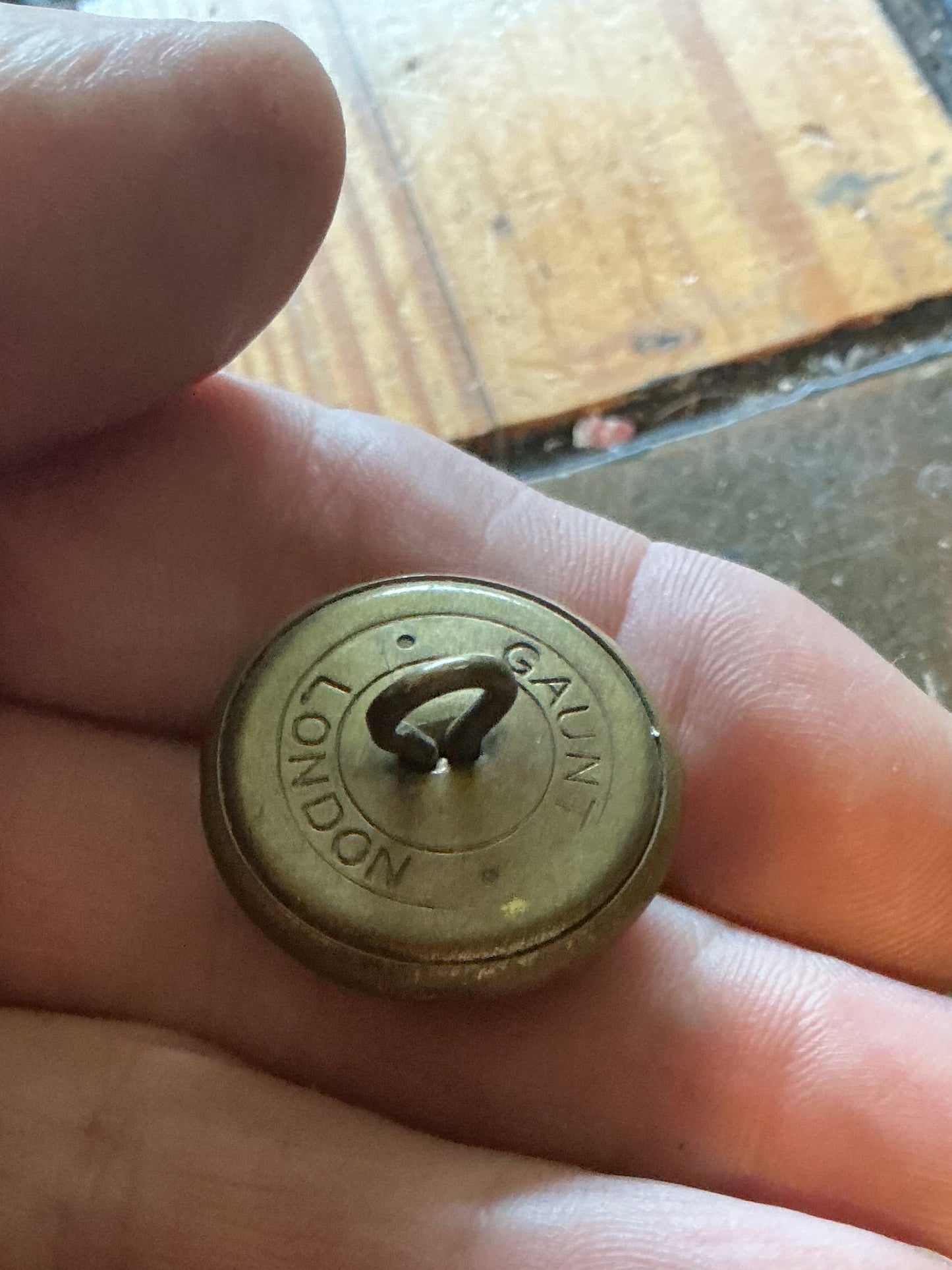 Vintage BRITISH RAIL RAILWAYS UNIFORM BUTTON.