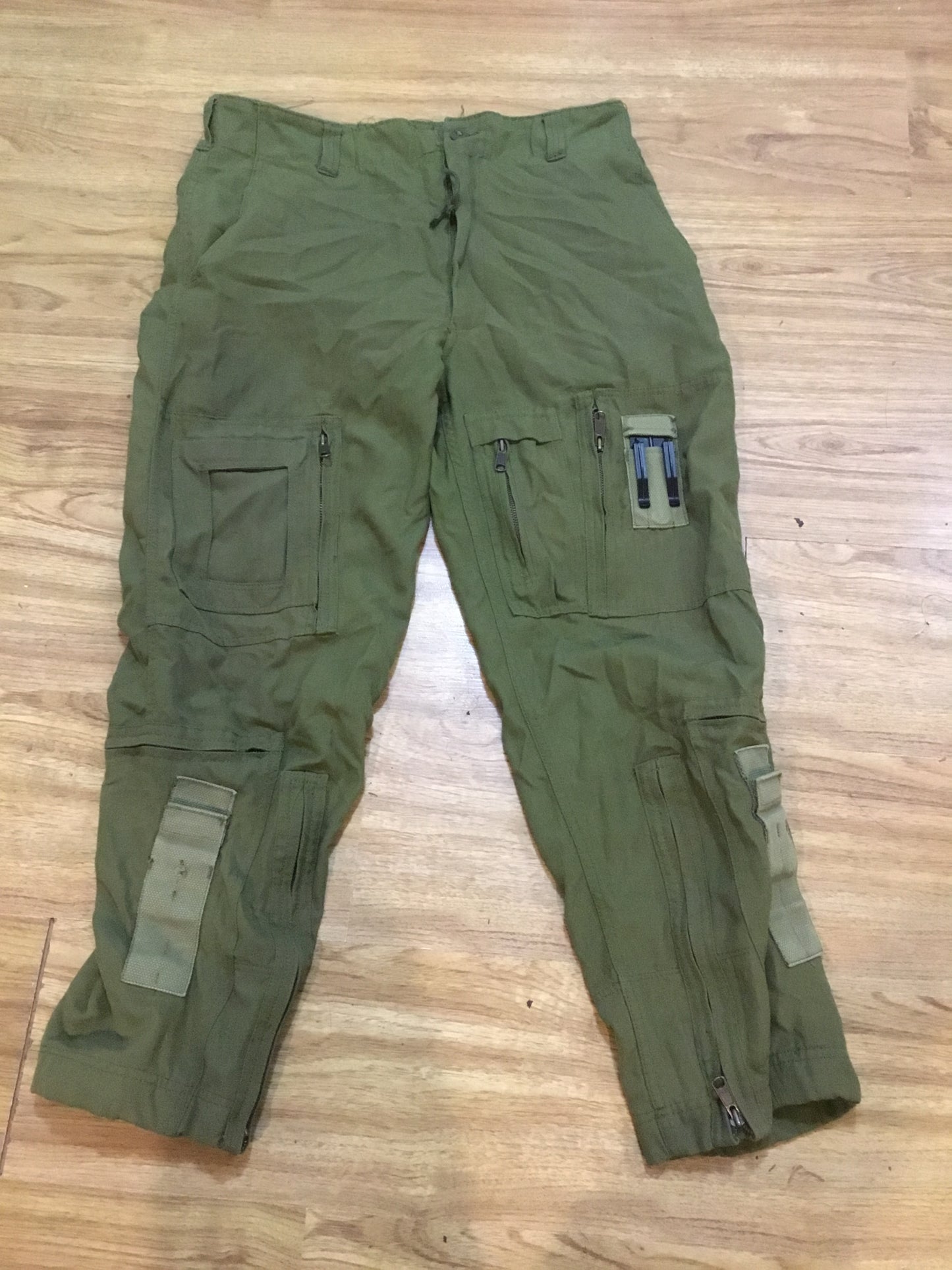 Canadian forces Helicopter Crew Pants, Military Size is 70/36