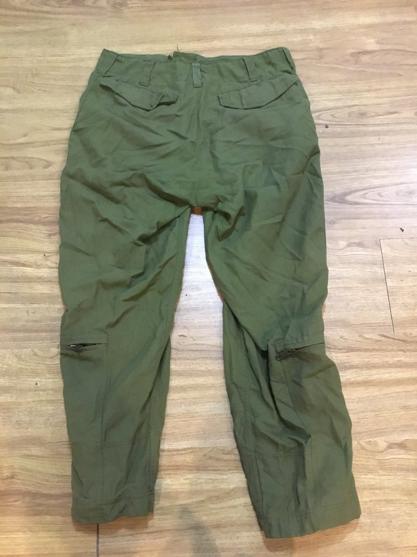 Canadian forces Helicopter Crew Pants, Military Size is 70/36