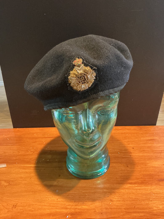 Royal Canadian chaplain cloth Badge with Beret