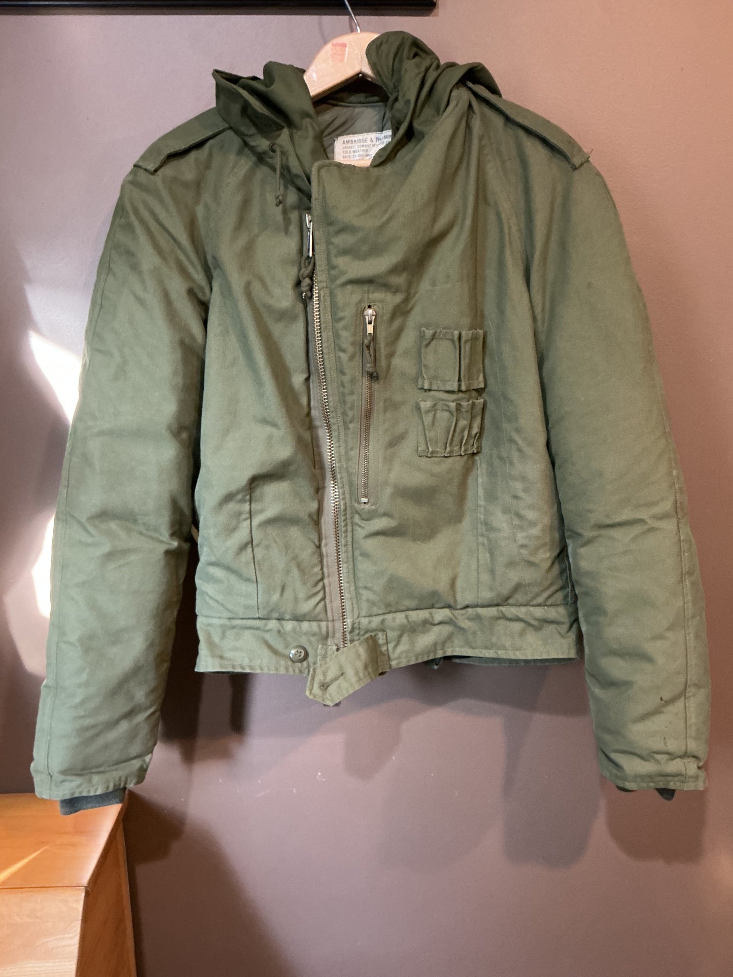 Vintage Canadian Army Cold Weather Vehicle Crew Jacket Medium/Long