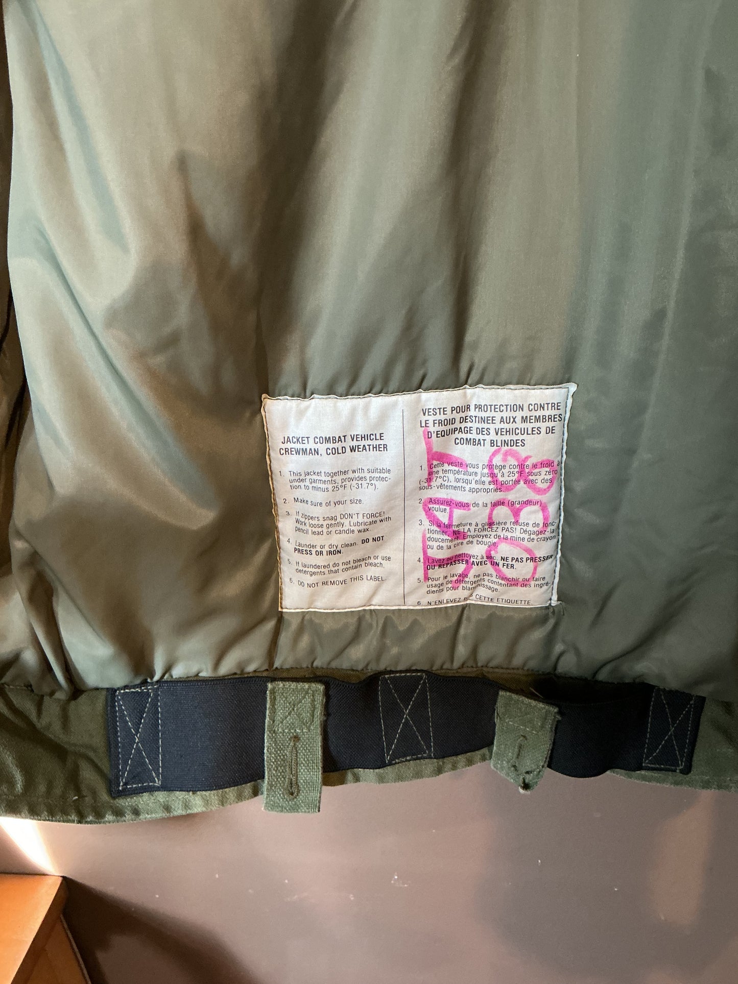 Vintage Canadian Army Cold Weather Vehicle Crew Jacket Medium/Long