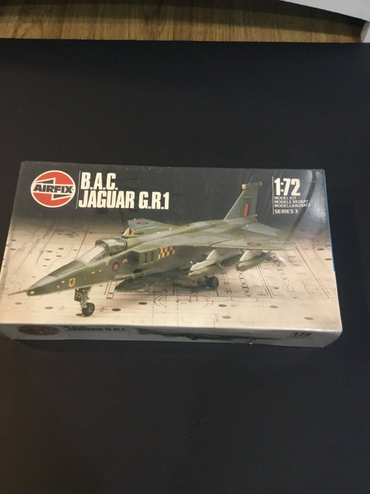 Airfix  BAC JAGUAR GR1 - Serie 3 1986  Model Kit  1:72 Scale