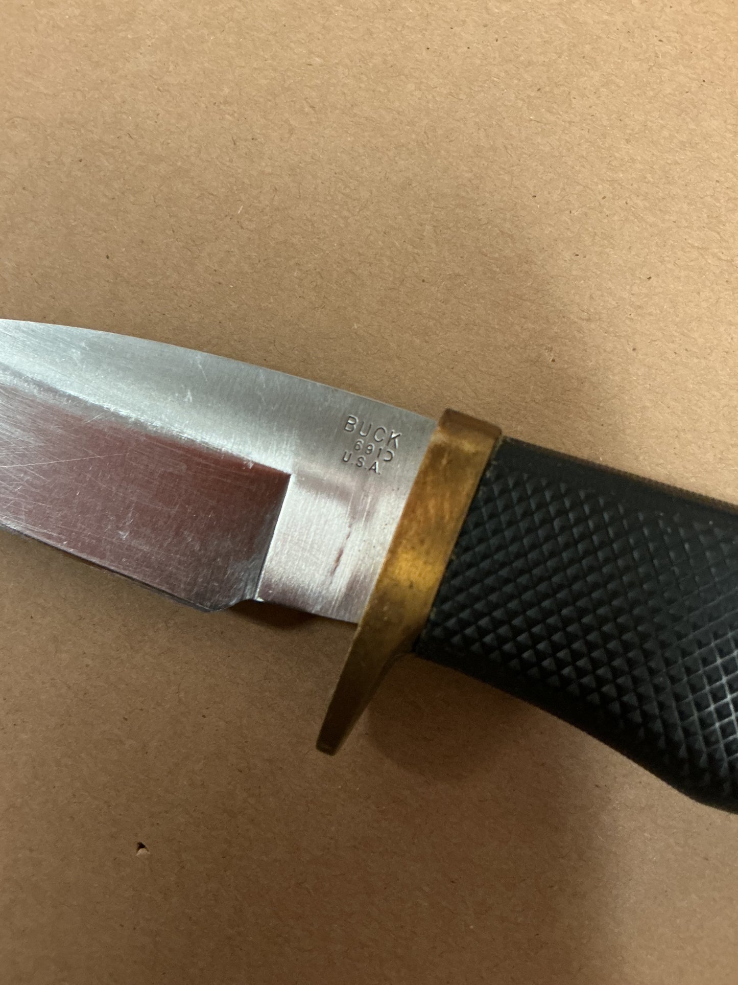 691 Buck  Knife with gut Hook and Sheath USA