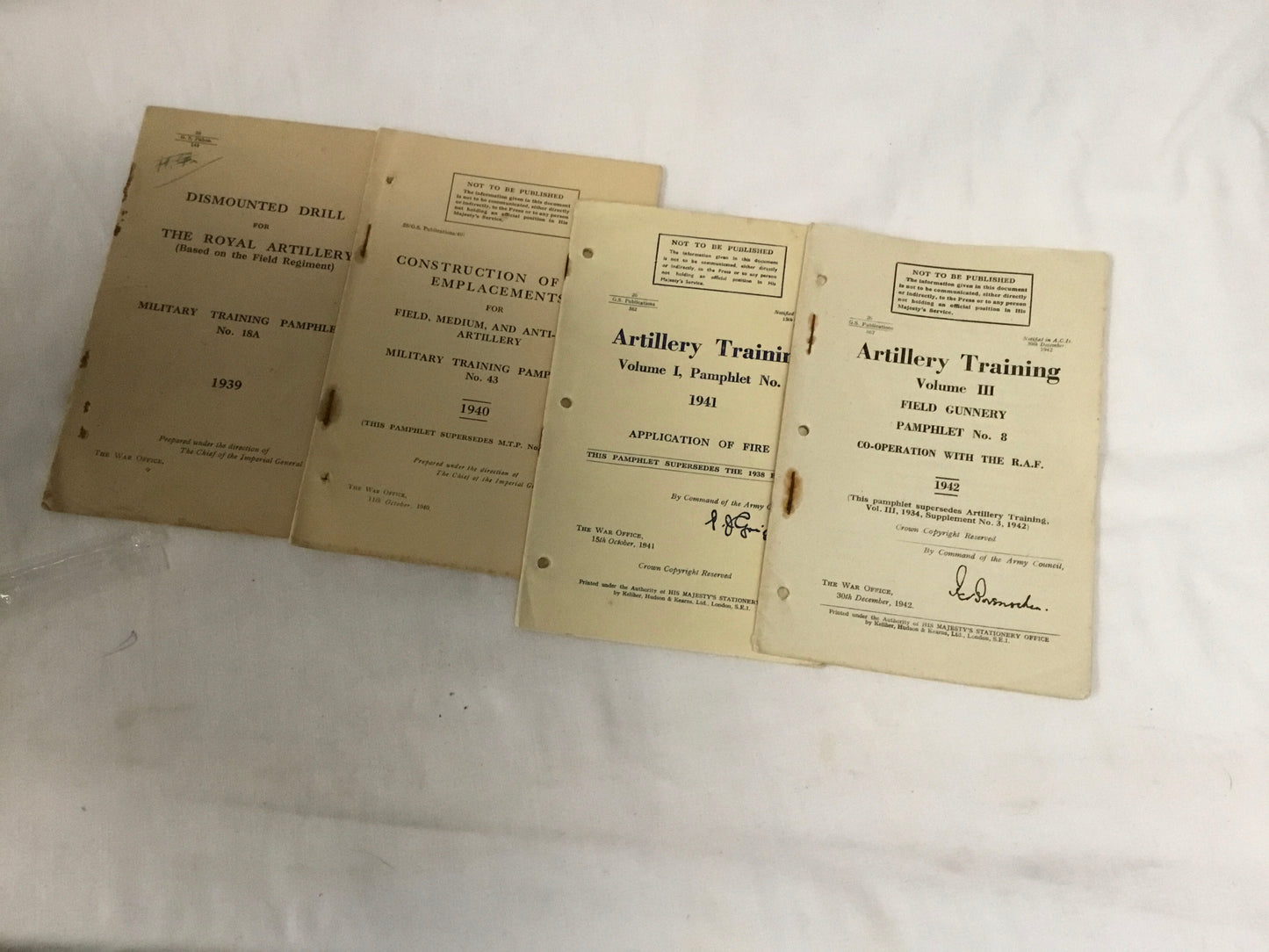 Lot of 4 WW11 Artillery Training Pamphlets 1939, 40,41, 42