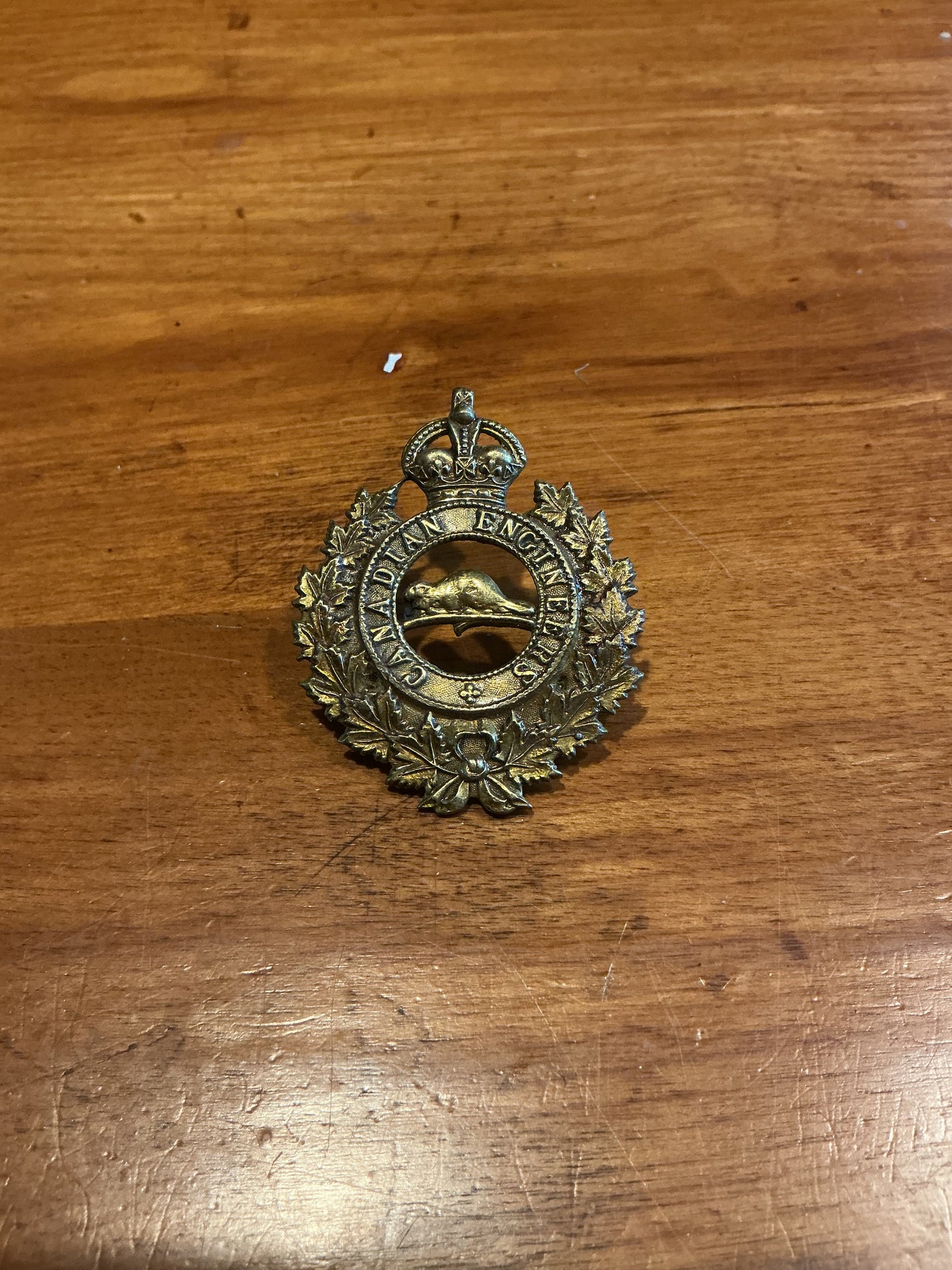 WW1 Canadian Engineers  cap badge King’s Crown