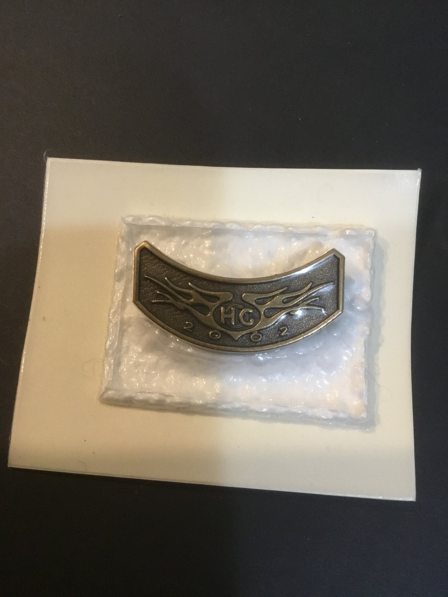 COLLECTIBLE HARLEY DAVIDSON HOG PIN 2002. Condition is "New
