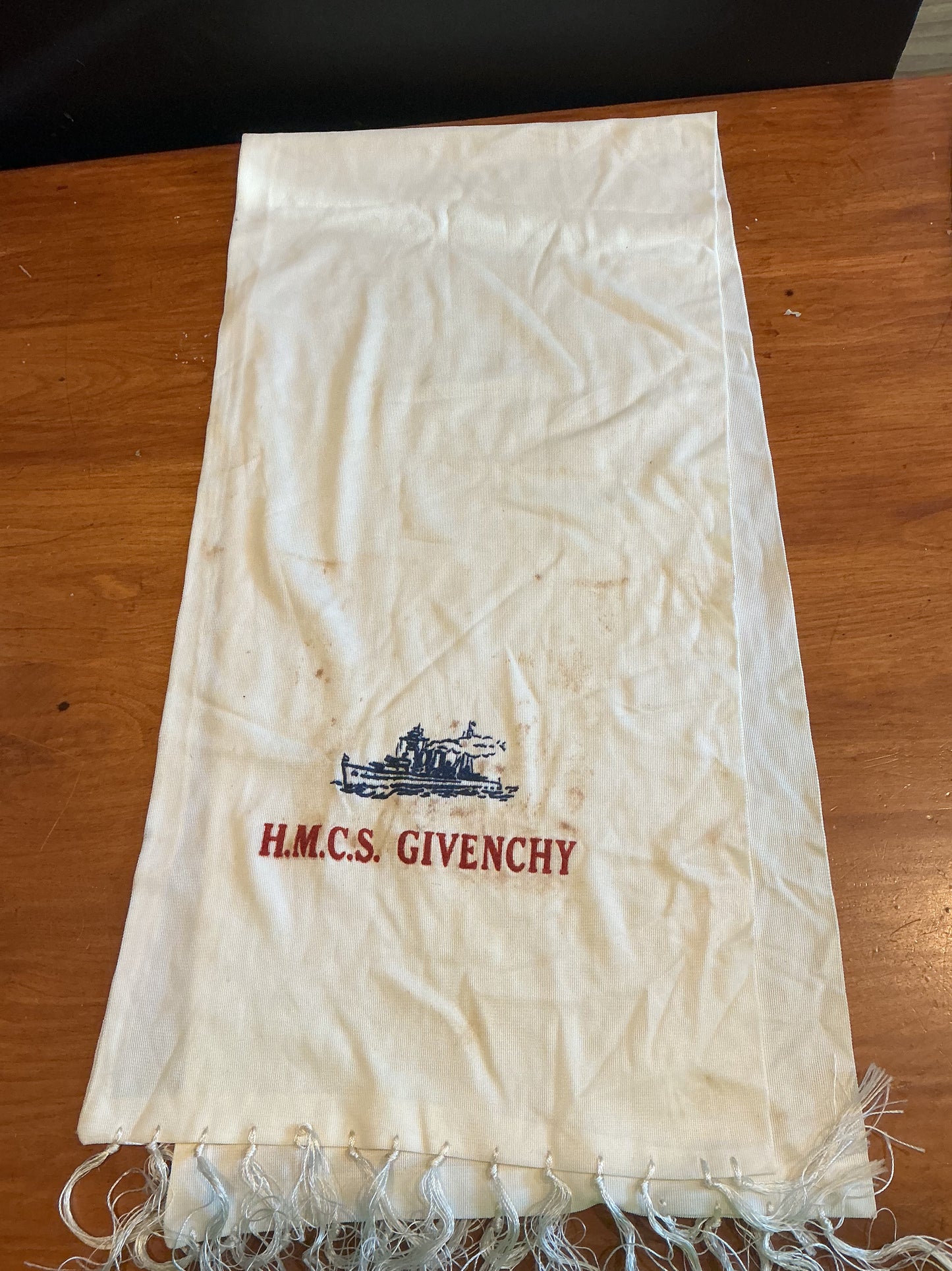 H.M.C.S GIVENCHY  SILK SWEETHEART SCARF