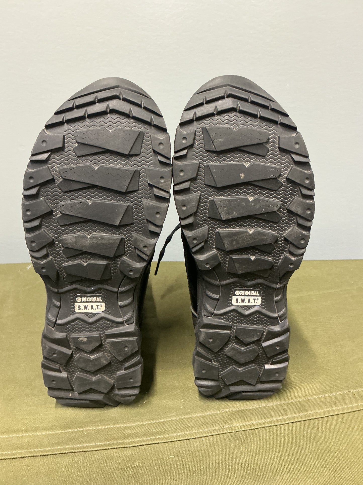 ORIGINAL SWAT BOOTS SIZE 11 U.S. in good condition