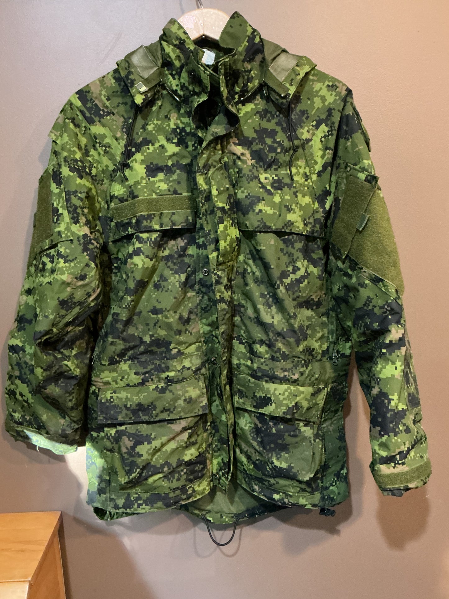 Canadian Forces CADPAT Wet Weather Jacket Size Small