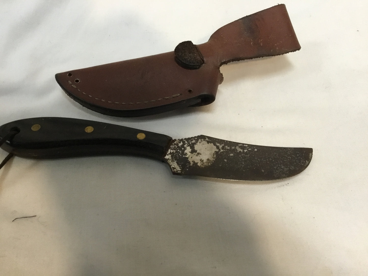 Grohmann short Skinner with Leather Sheath