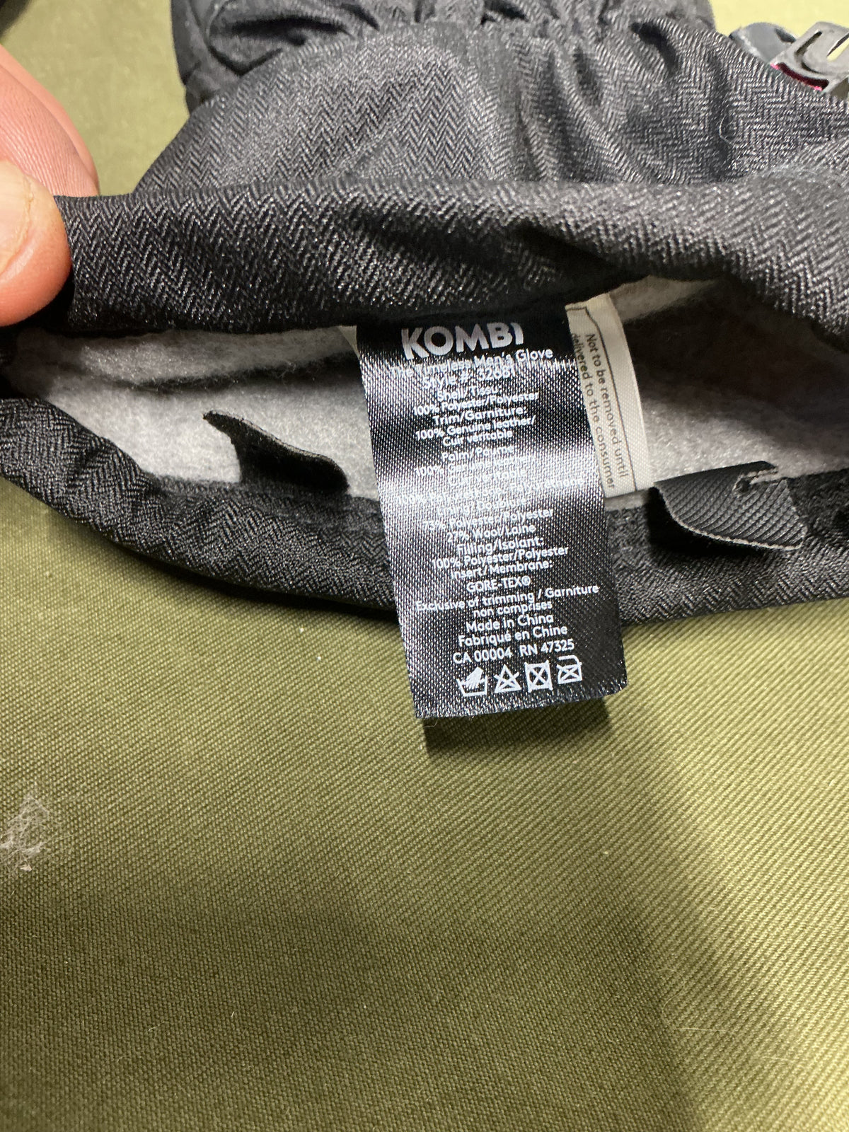 Canadian made KOMBI  Gloves Waterproof XLarge