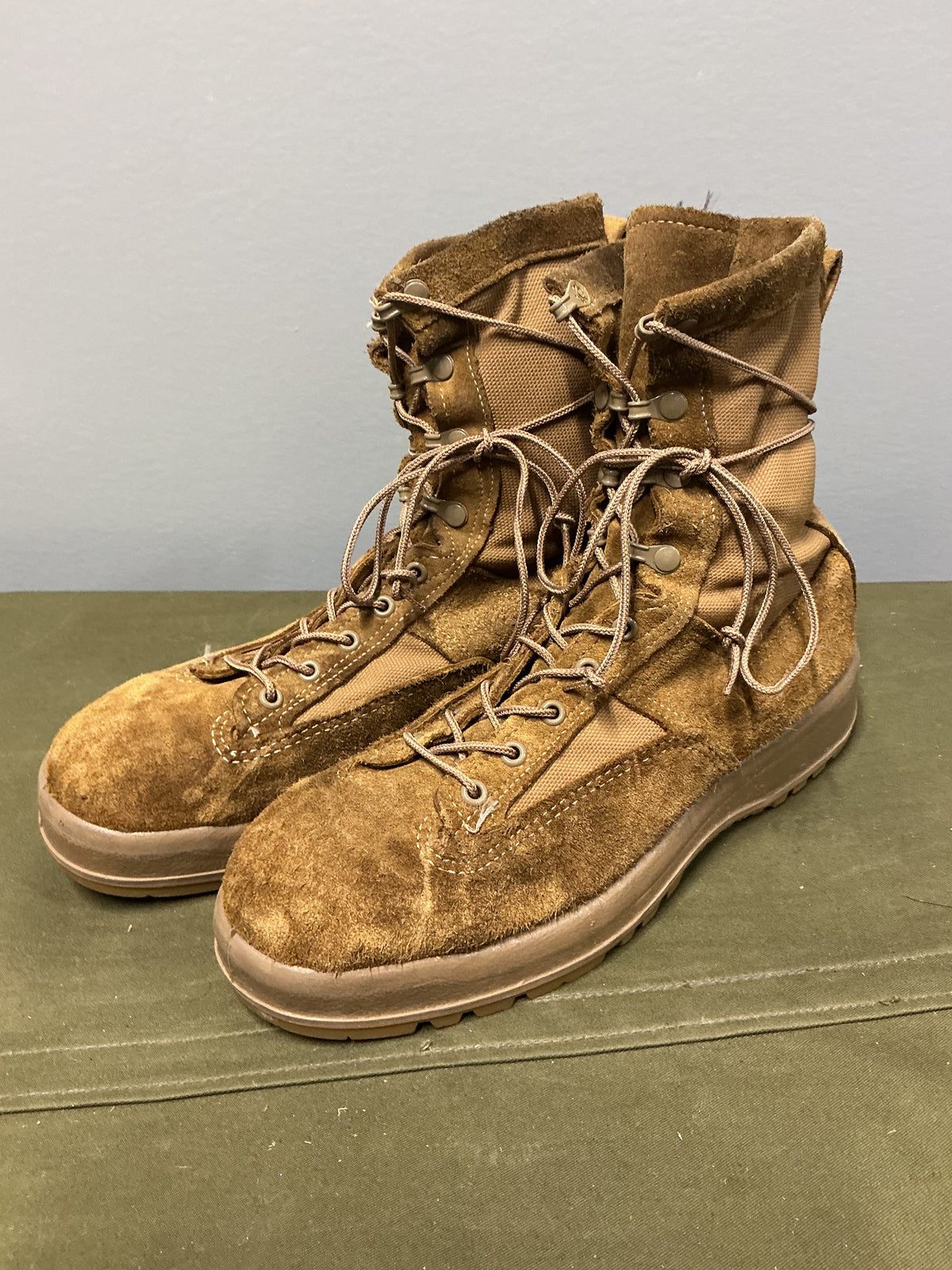 Military  Belleville Boots Size 10.5 Regular, Gore-Tex