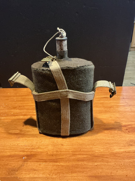 WW11 37 Pattern Canadian/British Enamelled Canteen with Canvas Strap