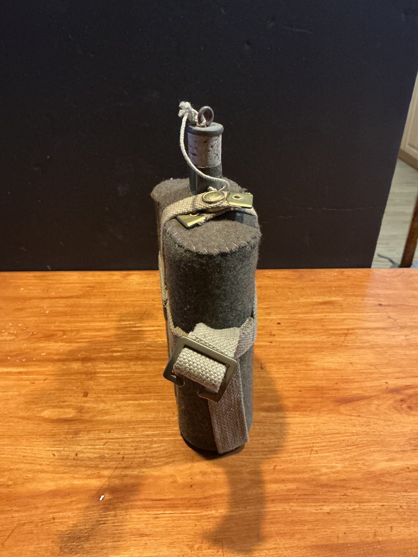 WW11 37 Pattern Canadian/British Enamelled Canteen with Canvas Strap