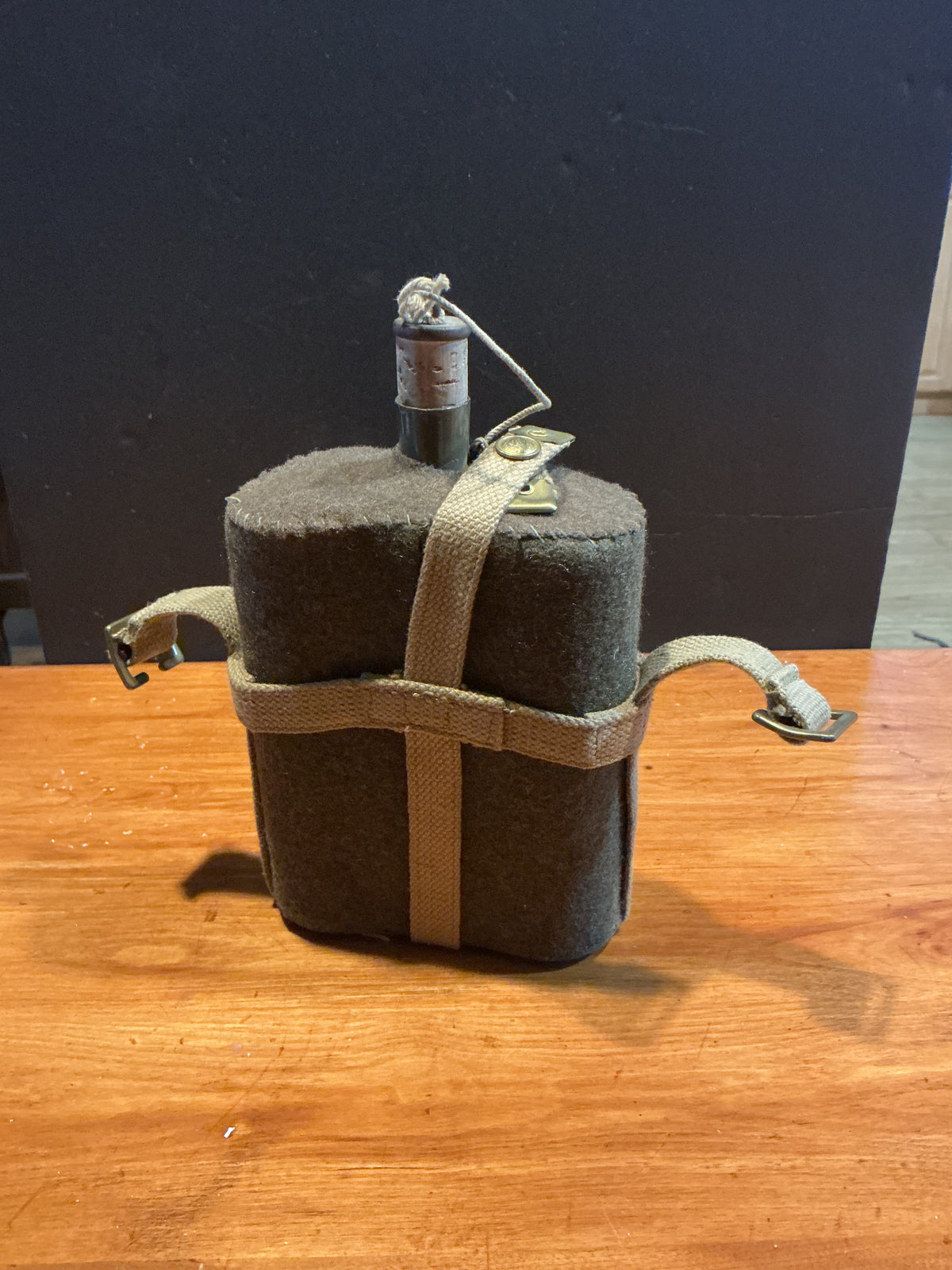 WW11 37 Pattern Canadian/British Enamelled Canteen with Canvas Strap