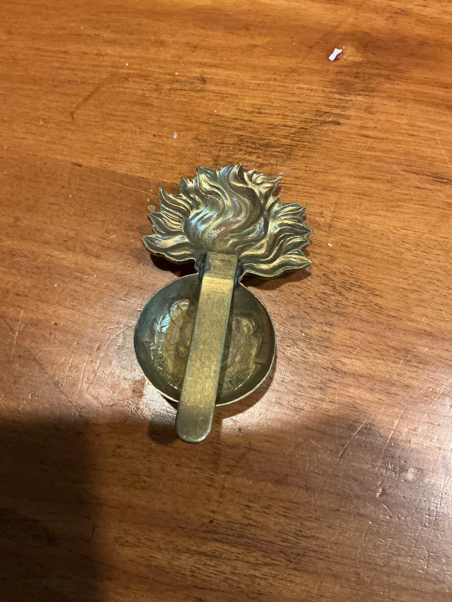 Canadian Les Fusiliers Mont Royal Regiment Cap Badge