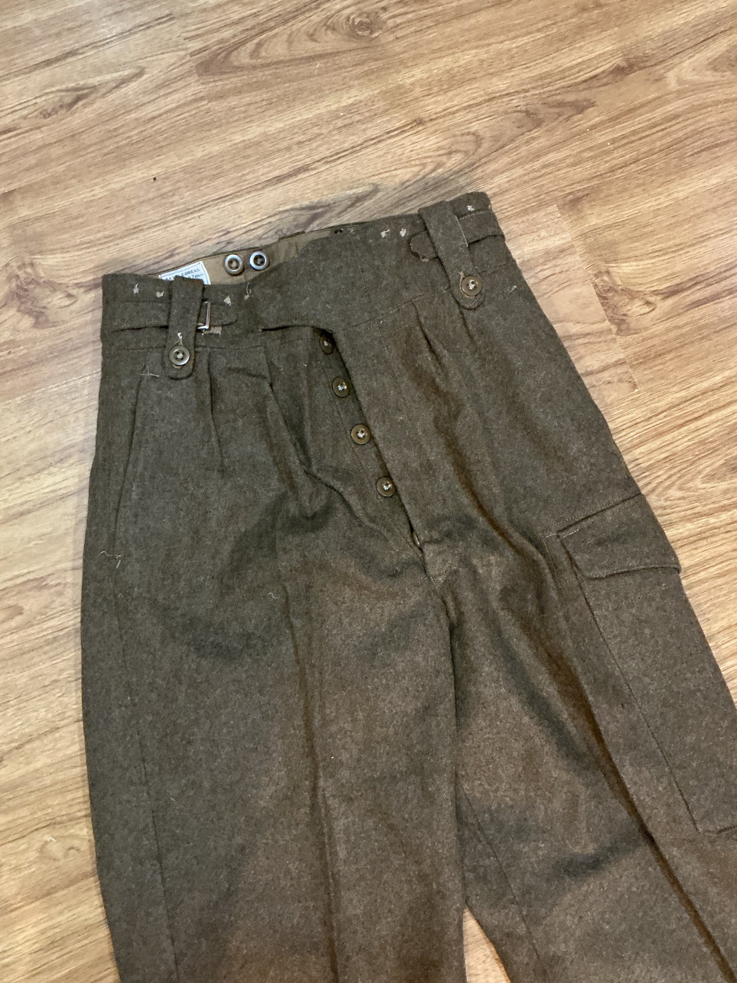War British Wool Battledress Pants , 1949 pattern size 10 waist measures 30 inches