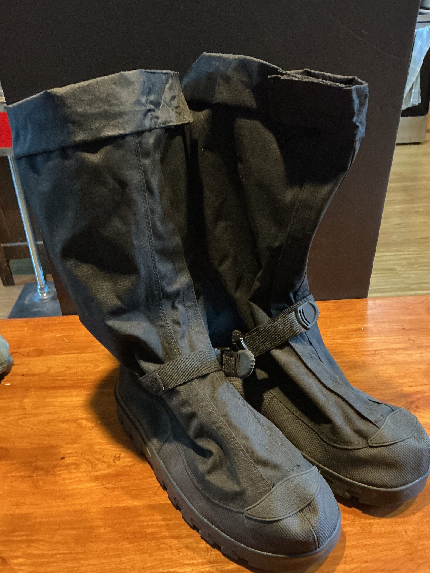 NEOS ADVENTURER OVERSHOES BLACK XLARGE