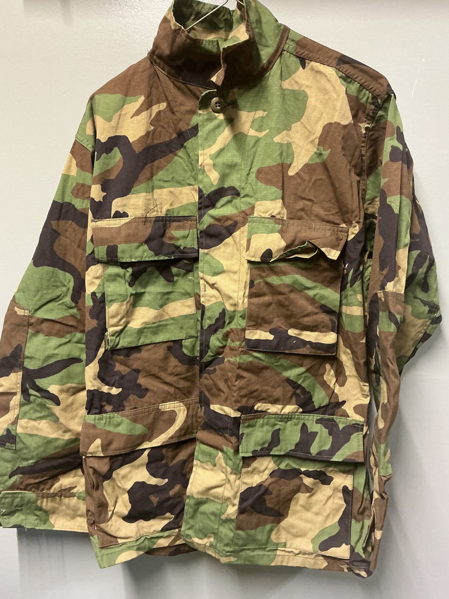 U.S. Military Woodland BDU SHIRT Small Regular