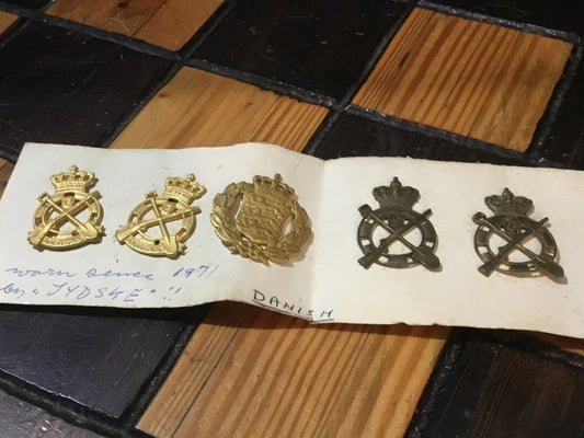 Lot of four Zealand Engineer Regiment beret badges and Danish, Post WW2, Army Command General Staff Cap Badge, 2 lugs