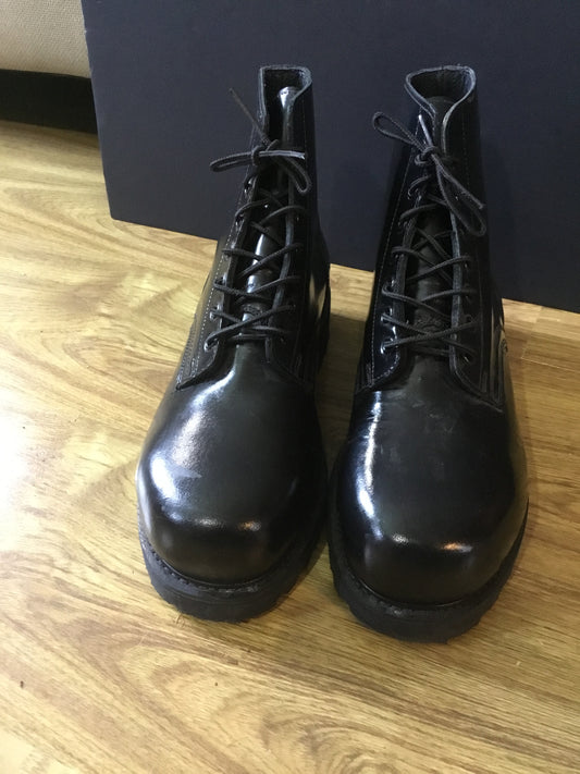 Canadian Military Ankle/ Dress Boots Steel Toe size 11 or 280/106, in unused condition