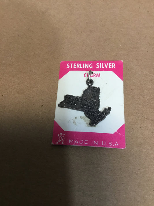 New York Long Island Map Shape Bracelet Charm Vintage Sterling Silver