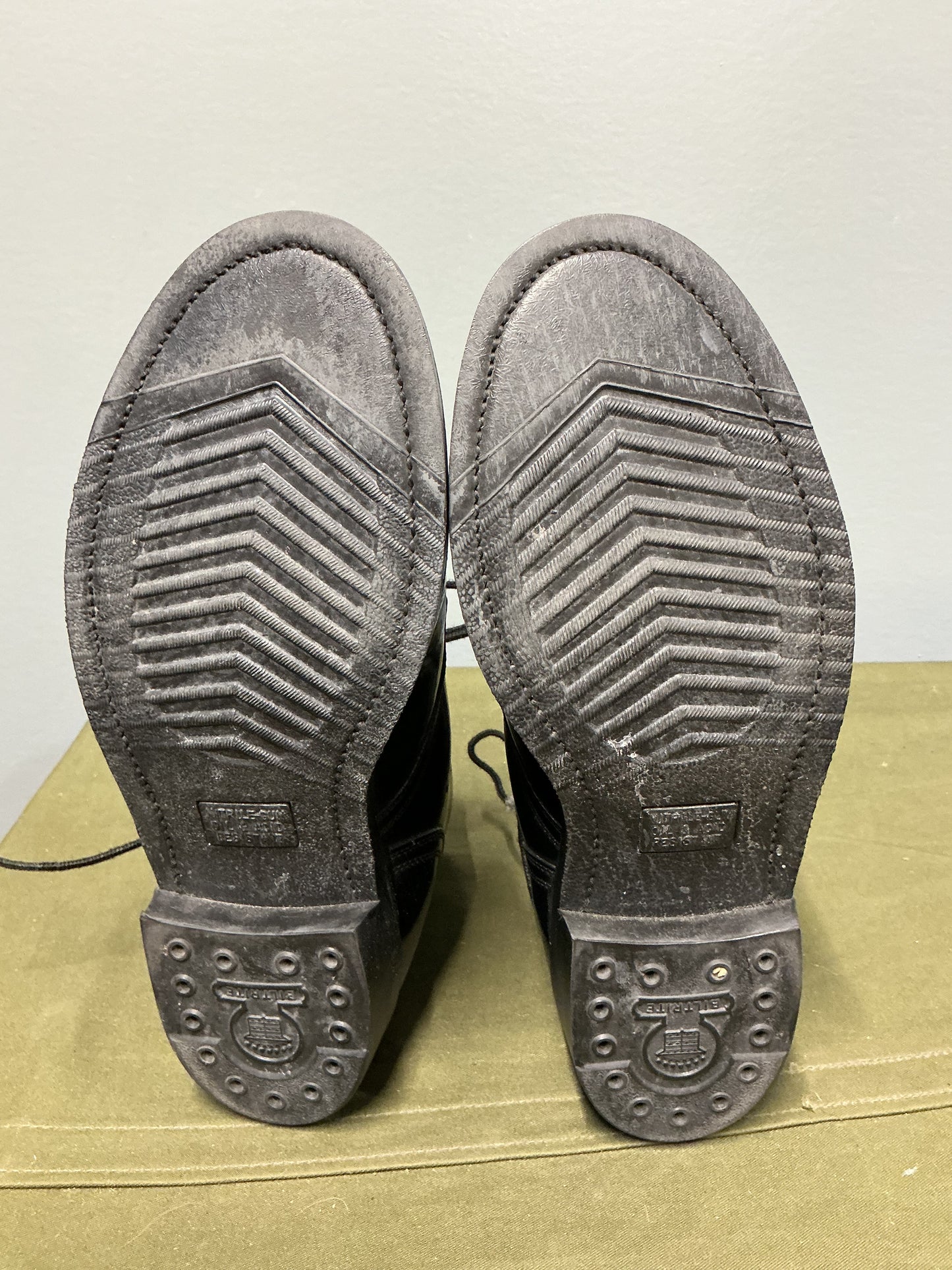 Vintage Canadian Forces Parade/Dress  Boots 9 1/2 F