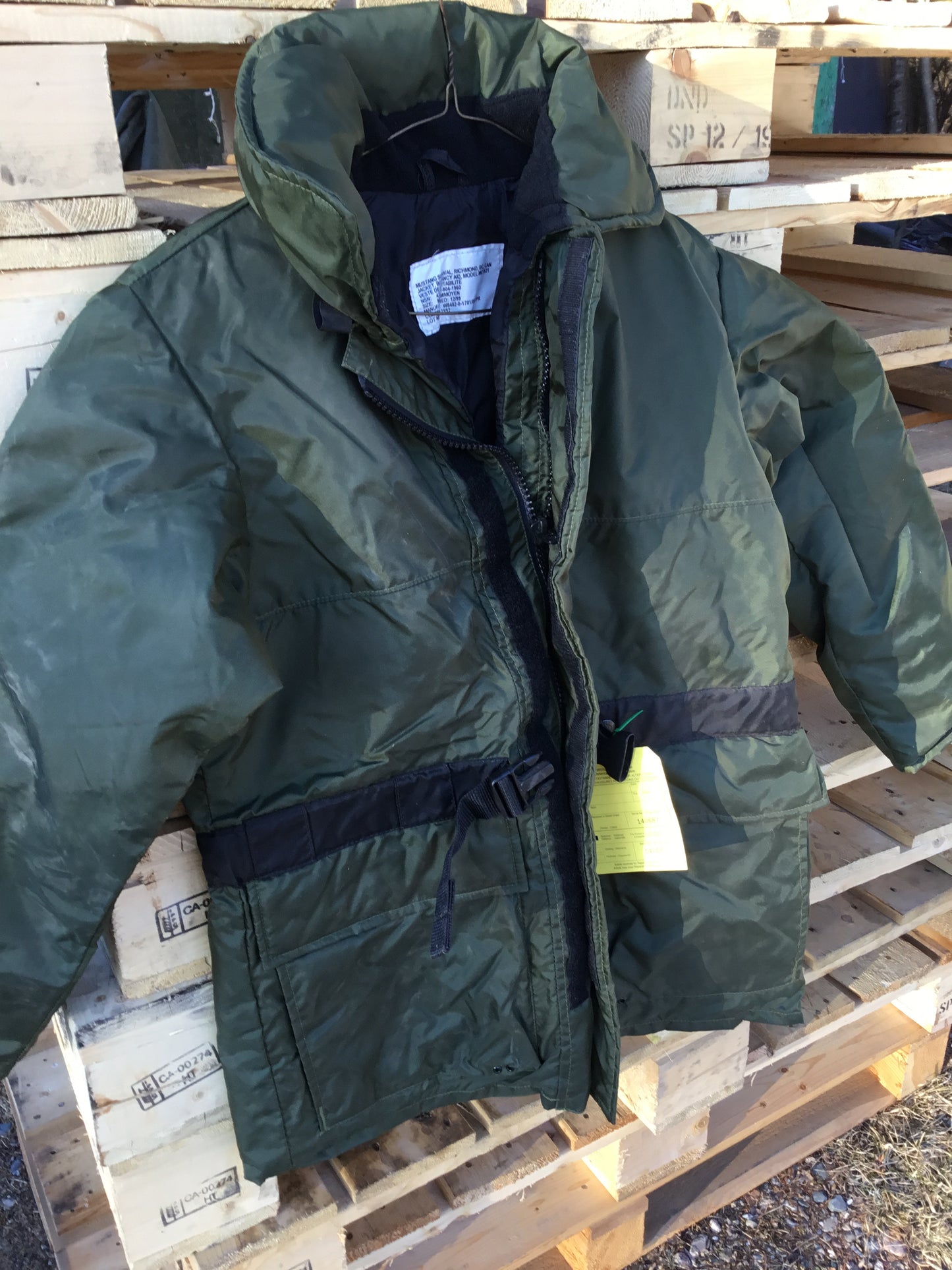 Green Mustang Floater Coat (Medium )