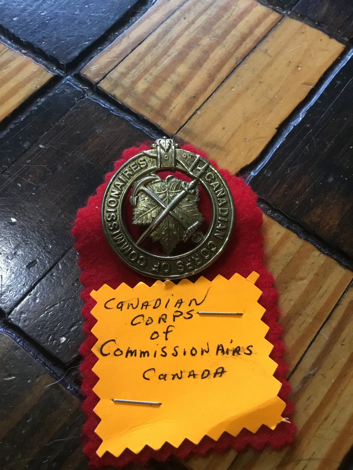 Canadian Corps of commissioners. Hat Badge , lugs on the back