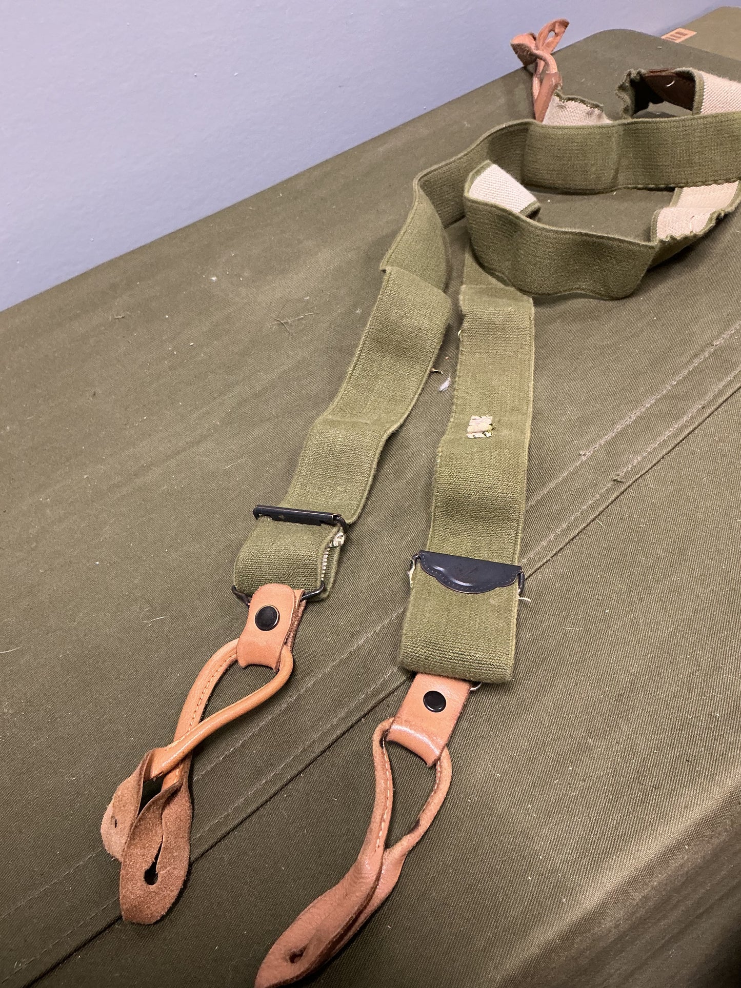 Canadian Military Button Type Suspenders