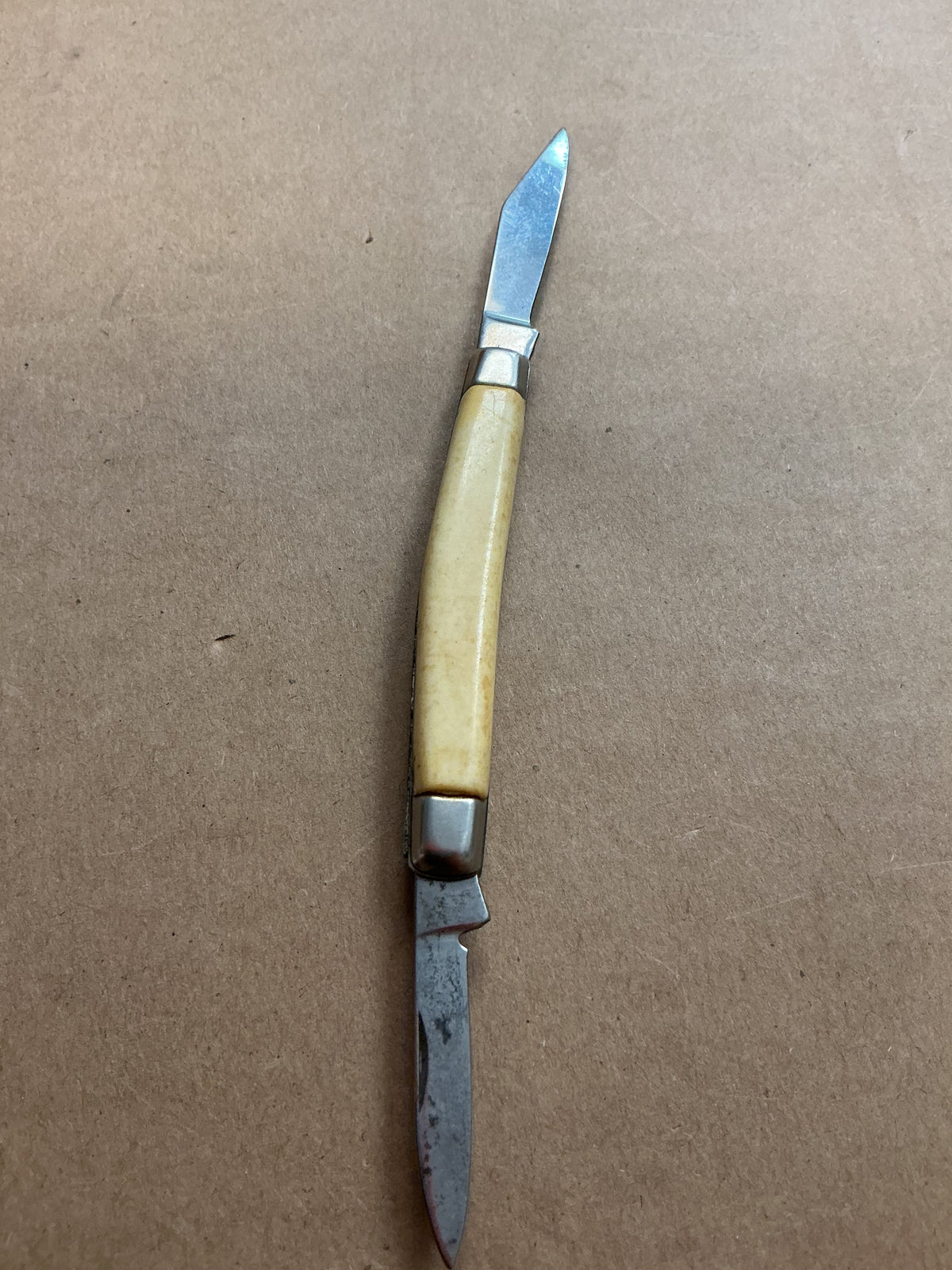 Small two blade folding knife Sabre Ireland