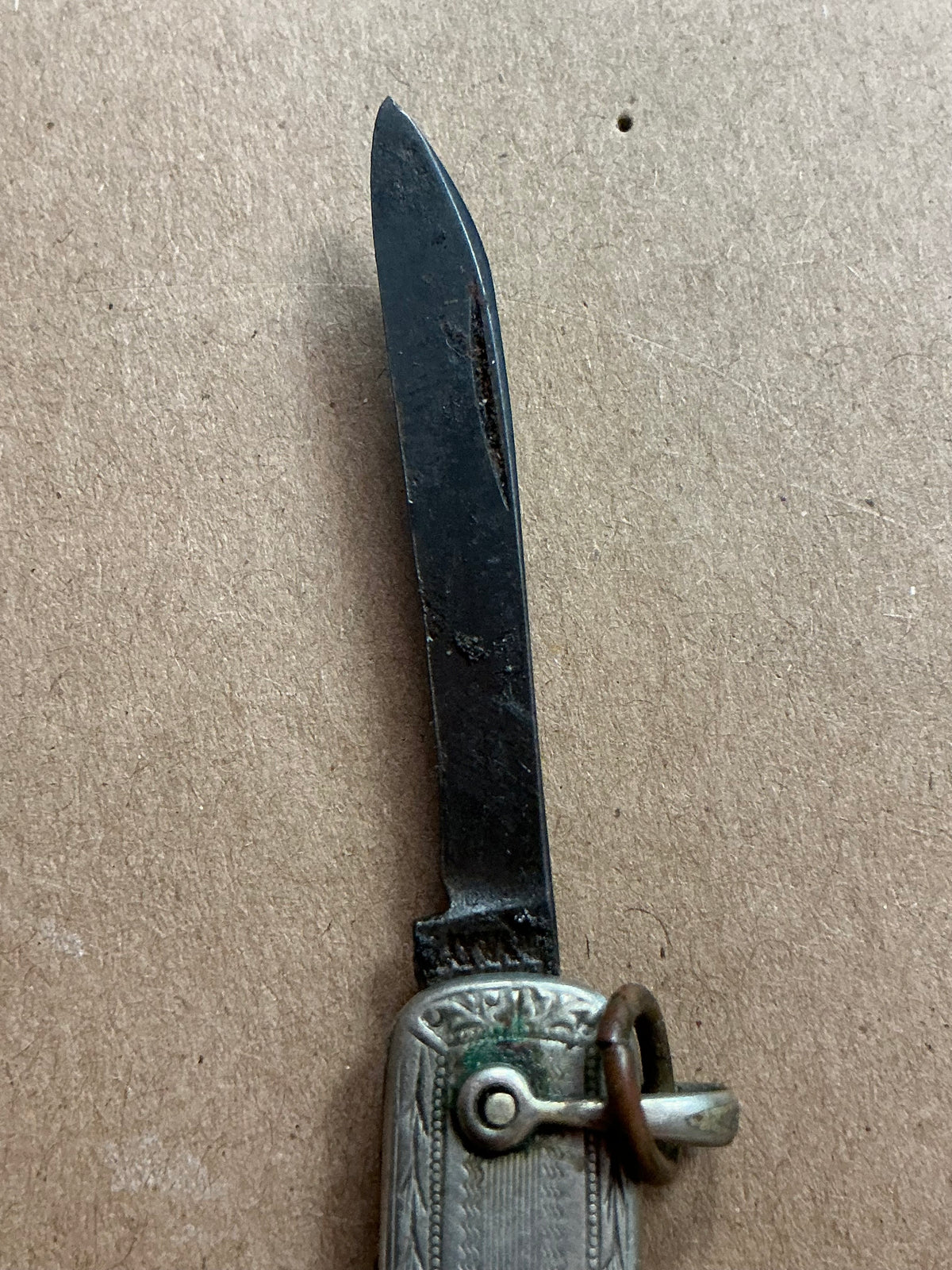 Small 2 Blade gentlemen’s pocket Knife