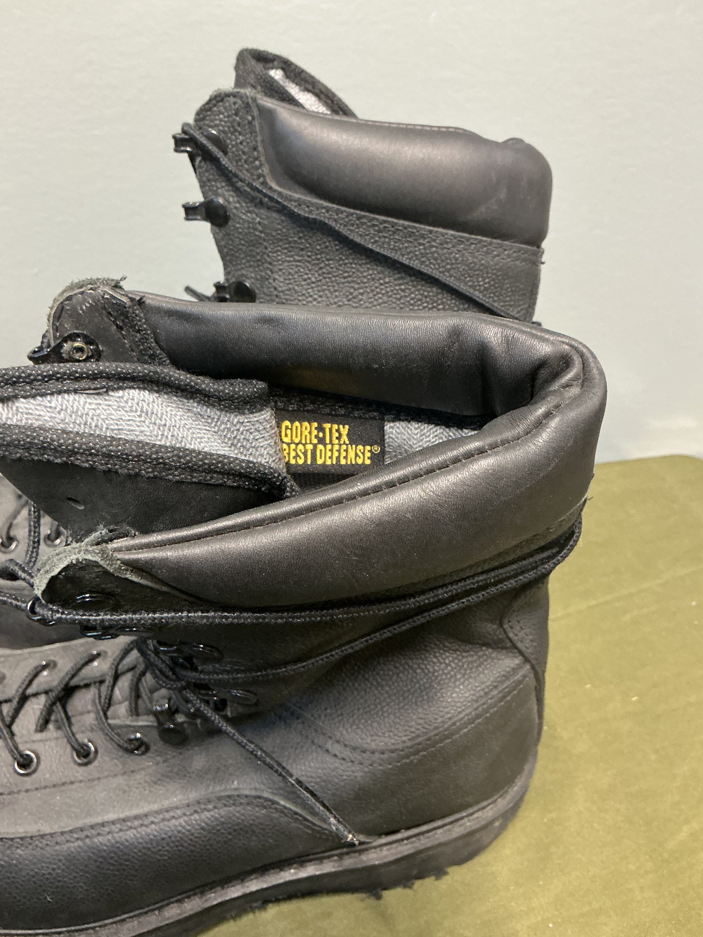 Canadian Forces Wet Weather Combat Boots size 10