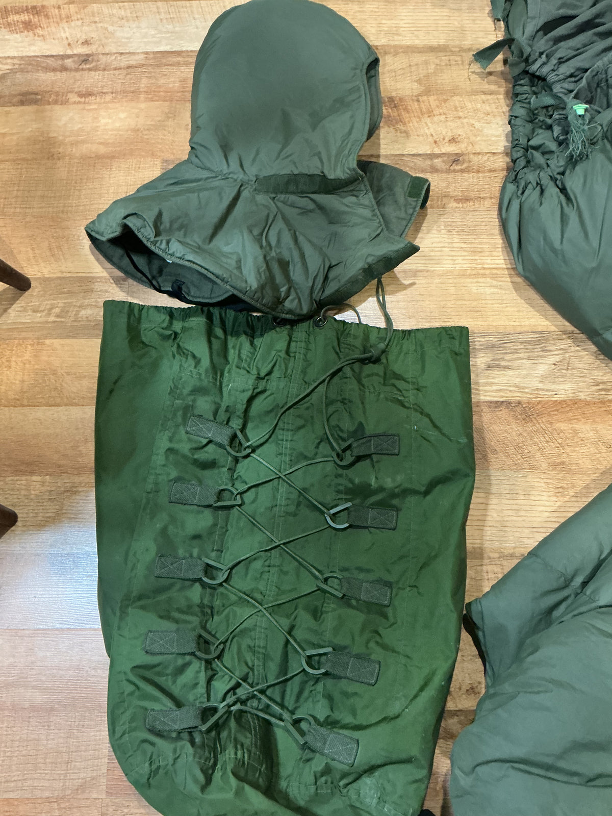 Canadian Military 5 piece Arctic Sleeping Bag